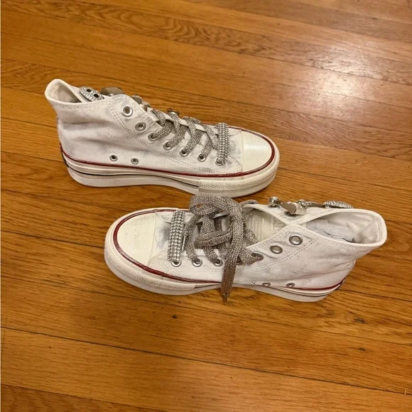 White High-Top Platform w/ Metal Jewel accents-Sneakers. New in Box - Picture 5 of 10